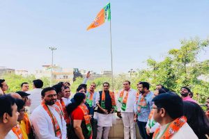 Flag hoisting done at Noida office on BJP's 44th foundation day